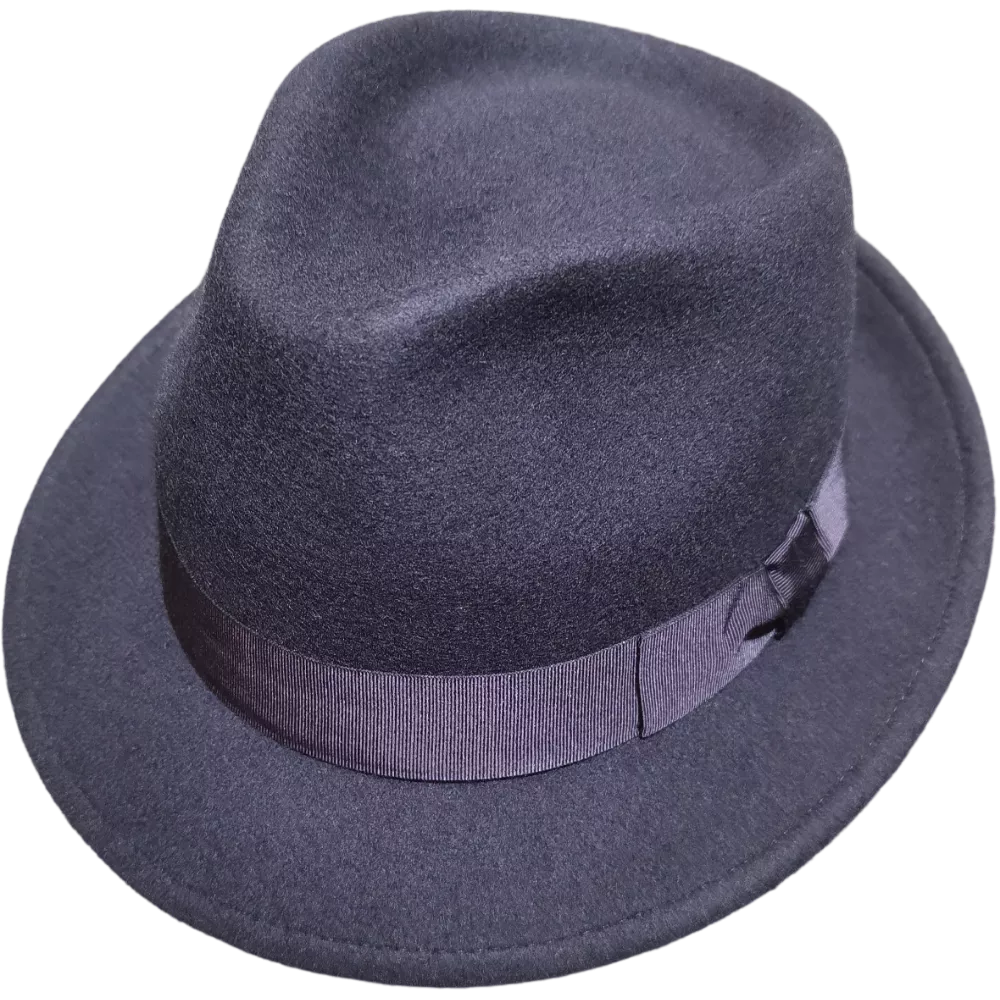 trilby laine risa