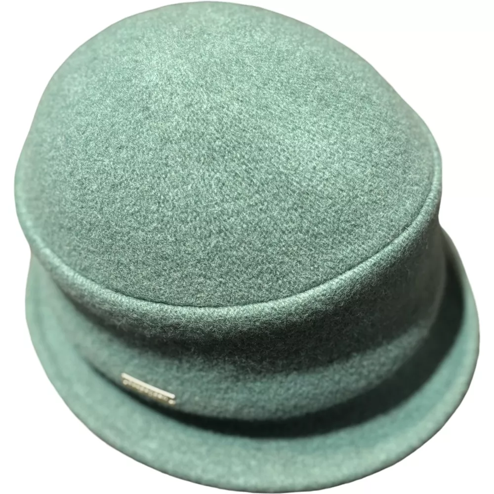 Cloche laine bouillie