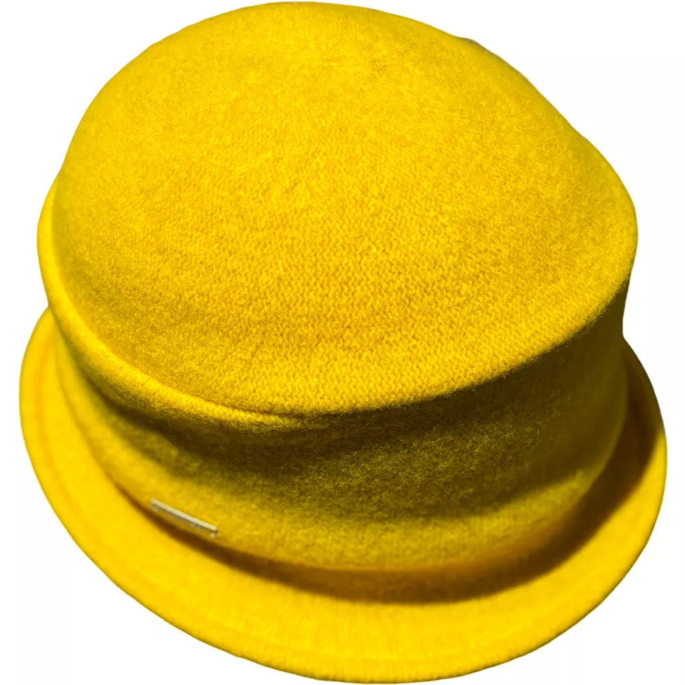 Cloche laine bouillie